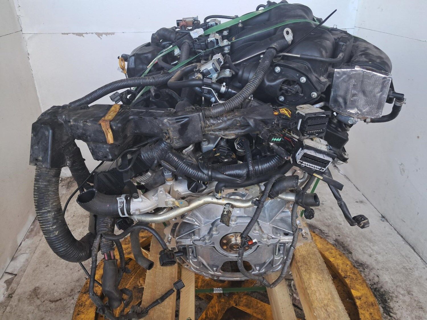 Nissan Pathfinder R52 Petrol 3.5 Vq35dd Awd, Engine  Used