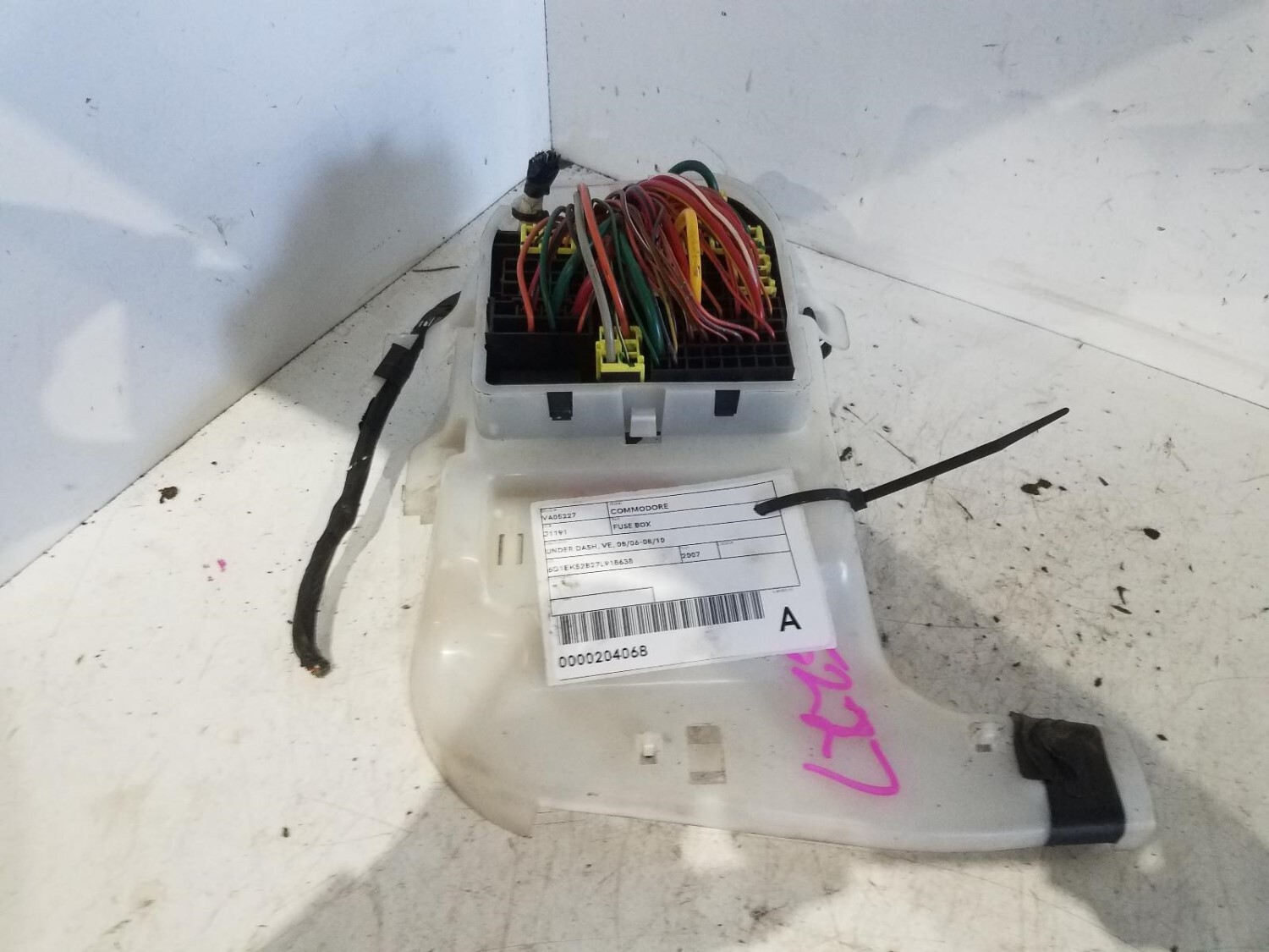 Holden Commodore Fuse Box For Sale Wholesale Car Parts