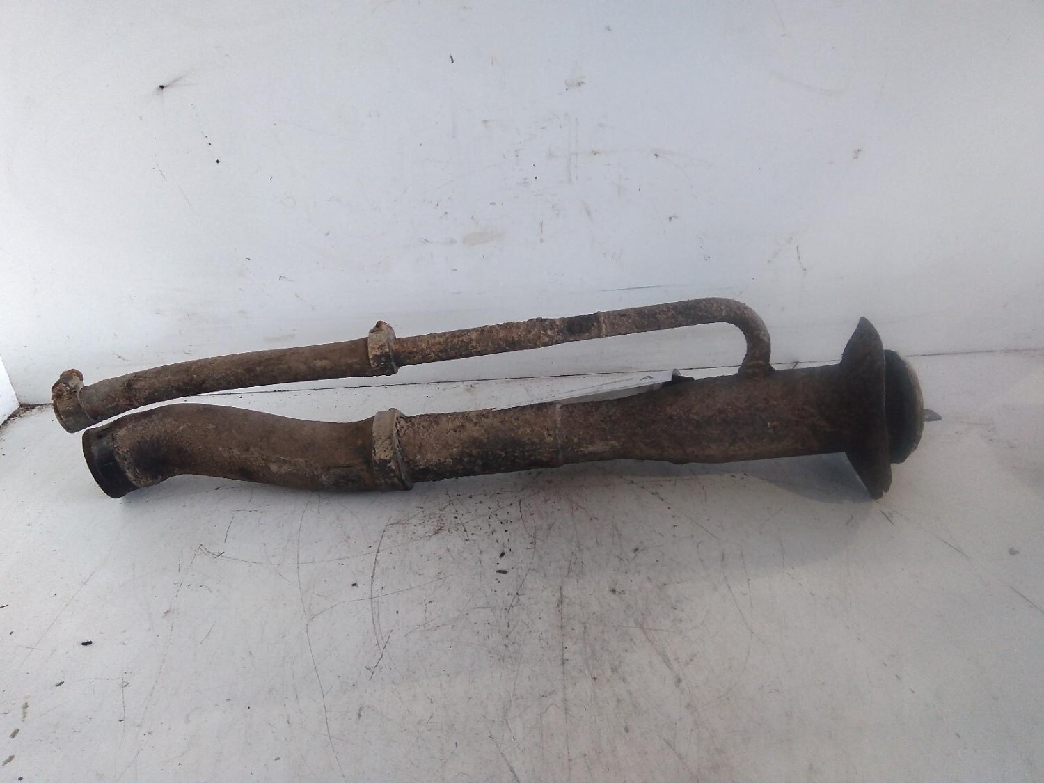 Toyota Hilux Fuel Door Filler For Sale Wholesale Car Parts