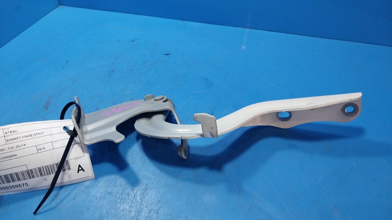 Nissan Xtrail Hinge Strut For Sale Wholesale Car Parts