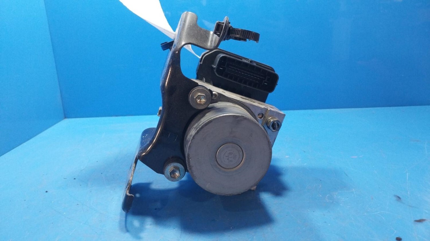 Toyota Hilux Abs Pump Modulator For Sale Wholesale Car Parts