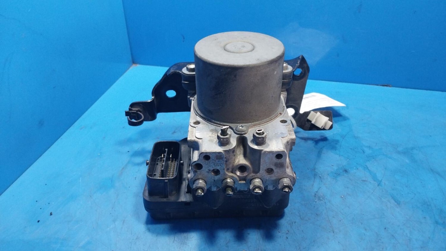 Toyota Hilux Abs Pump Modulator For Sale Wholesale Car Parts
