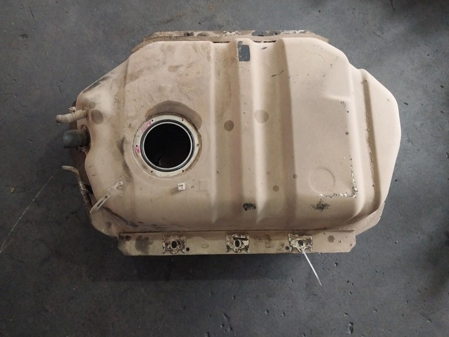 Nissan Patrol Fuel Tank For Sale Wholesale Car Parts