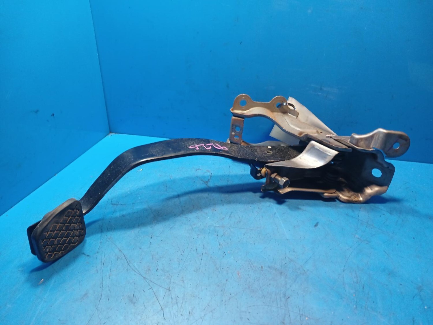 Nissan Patrol Pedal Assembly For Sale Wholesale Car Parts