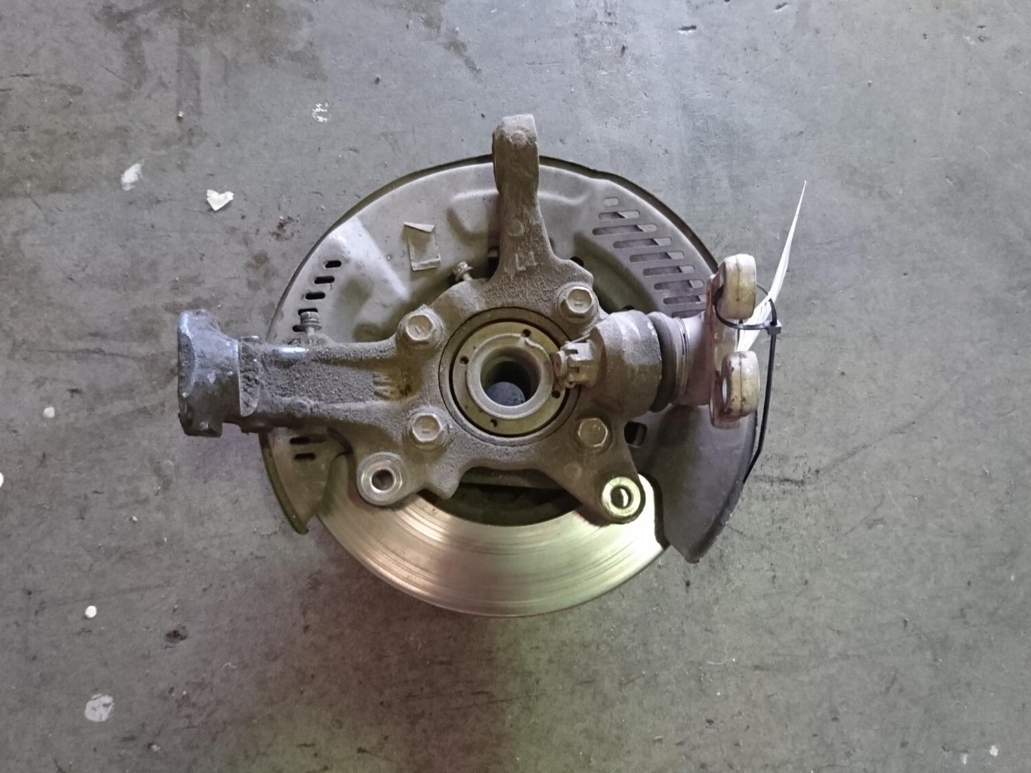 Toyota Hiace Left Front Hub Assembly For Sale Wholesale Car Parts