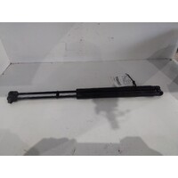 Hyundai Getz Tb  Pair Of Tailgate Struts