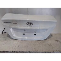 Hyundai Accent Rb  Bootlid