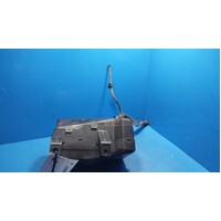 Mitsubishi Pajero Nm-Np Engine Bay Fuse Box