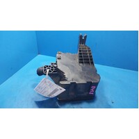 Nissan Navara Np300 Diesel Left Side Engine Bay Fuse Box