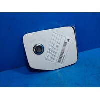 Nissan Navara D22 Fuel Door