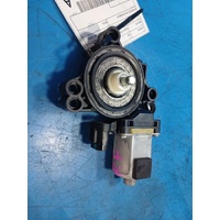 Hyundai I30 Gd  Right Front Door Window Motor Only