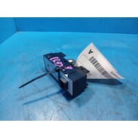 Hyundai I30 Pd Right Rear Power Door Window Switch