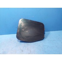 Mitsubishi Pajero Ns-Nw, Fuel Flap