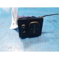 Toyota Corolla  Zre182r, Mirror Switch