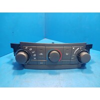 Toyota Kluger Gsu40-Gsu45 Front Heater Air Cond Controls