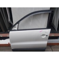 Volkswagen Tiguan 5N Left Front Door