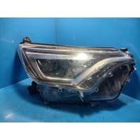 Toyota Rav4 Right Headlamp