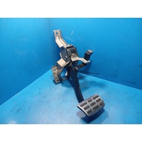 Kia Sorento Xm Brake Pedal Assembly