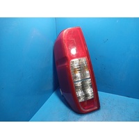 Nissan Navara D40 Vin Mnt  Left Taillight