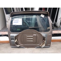 Mitsubishi Pajero Nt-Nw, Tailgate