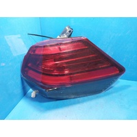 Nissan X-Trail T32 Right Taillight In Bumper Reflector