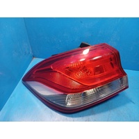 Hyundai I30 Pd  Left Taillight In Body