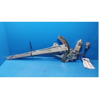 Nissan Patrol Y61/Gu Right Front Power Window Regulator
