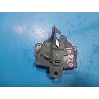 Mitsubishi Triton Ml-Mn Bonnet Lock Support