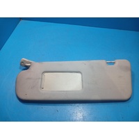 Holden Commodore Vy1-Vz, Left Sunvisor