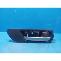Mazdq 3 Bl Right Front Inner Silver Door Handle