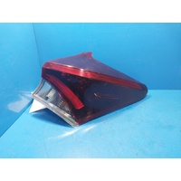 Toyota Corolla Zre182r  Right Taillight