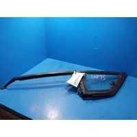 Toyota Hilux Right Front 1/4 Door  Glass