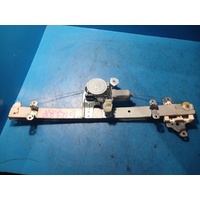 Nissan Xtrail T32  Right Front Window Regulator