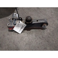 ﻿Toyota Hiace Trh/Kdh  Left Front Lower Control Arm