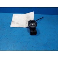 Holden Commodore Vt-Vz, Right Rear Power Window Master Switch