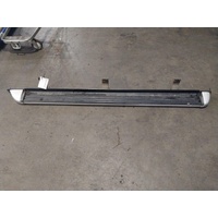 Nissan Navara Np300 Dual Cab Lh Side Step Skirt