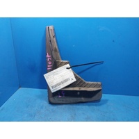 Holden Commodore Vf Left Front Mud Flaps
