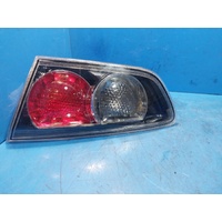 Mitsubishi Lancer Cj-Cf Right Rear Garnish Bootlid Lamp