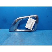 Nissan Navara Np300 Right Bumper Foglamp Surround Moulding