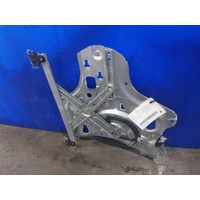 Hyundai Ix35 Lm Series Left Front Door Window Regulator And Motor Assembly