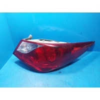 Hyundai I45 Yf  Right Taillight