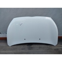 Mitsubishi Mirage La  Bonnet