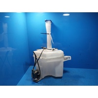 Hyundai I30 Fd  Washer Bottle