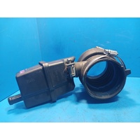 Nissan Pathfinder R52 Air Cleaner Duct Hose