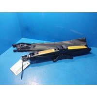 Nissan Navara Np300  Jack Tool Kit