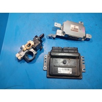 Nissan Pulsar N16  Engine Ecu Sec Set