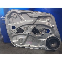 Hyundai I30 Fd Left Front Door Window Reg Assy