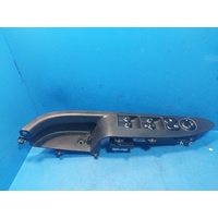 Hyundai I30 Fd  Right Front  Power Window Master Switch