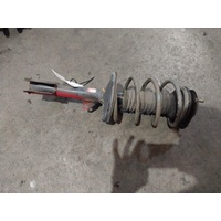 Toyota Corolla Zze122 Left Front Strut
