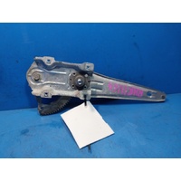 Toyota Corolla Zze122 Right Rear Manual Window Regulator